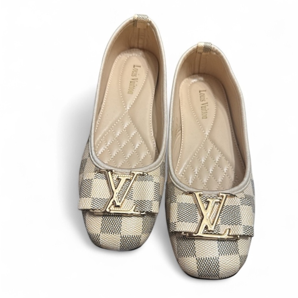 Louis Vuitton Beige and Black Checkered Flats